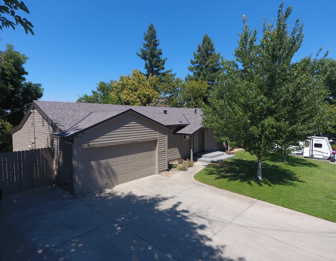 Detail Gallery Image 1 of 33 For 8619 Posadera Ave, Orangevale,  CA 95662 - 3 Beds | 1 Baths