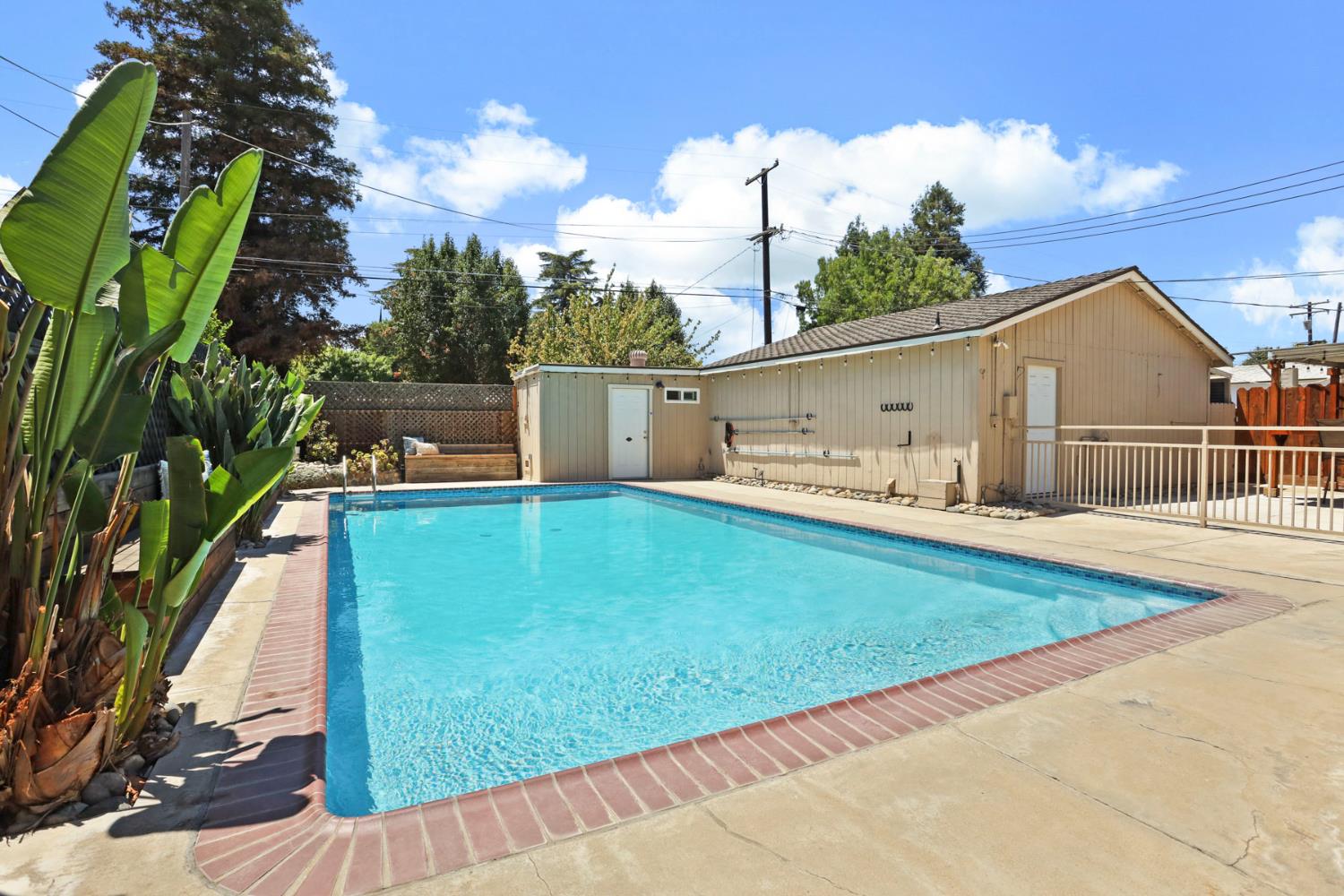Detail Gallery Image 42 of 56 For 236 Emerson Ave, Modesto,  CA 95350 - 3 Beds | 1/1 Baths