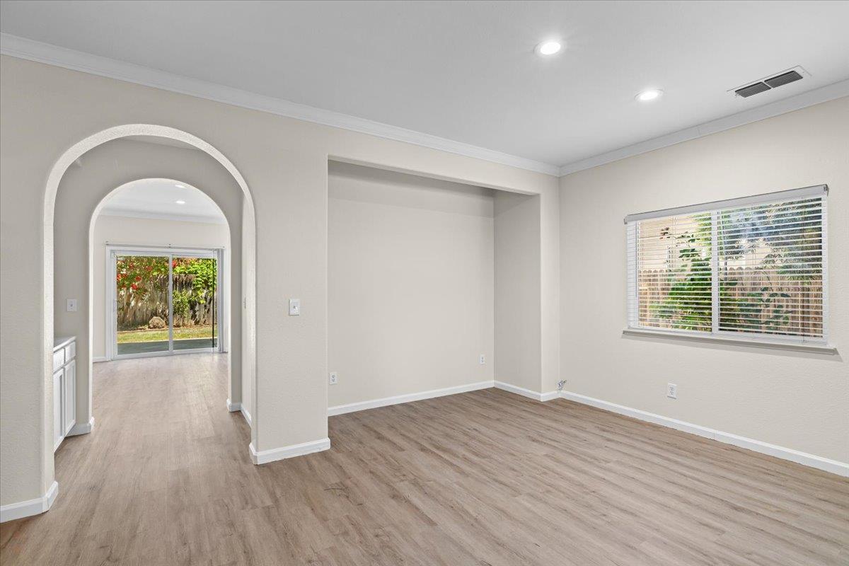 Detail Gallery Image 14 of 72 For 2520 Carnival Dr, Turlock,  CA 95380 - 5 Beds | 3 Baths