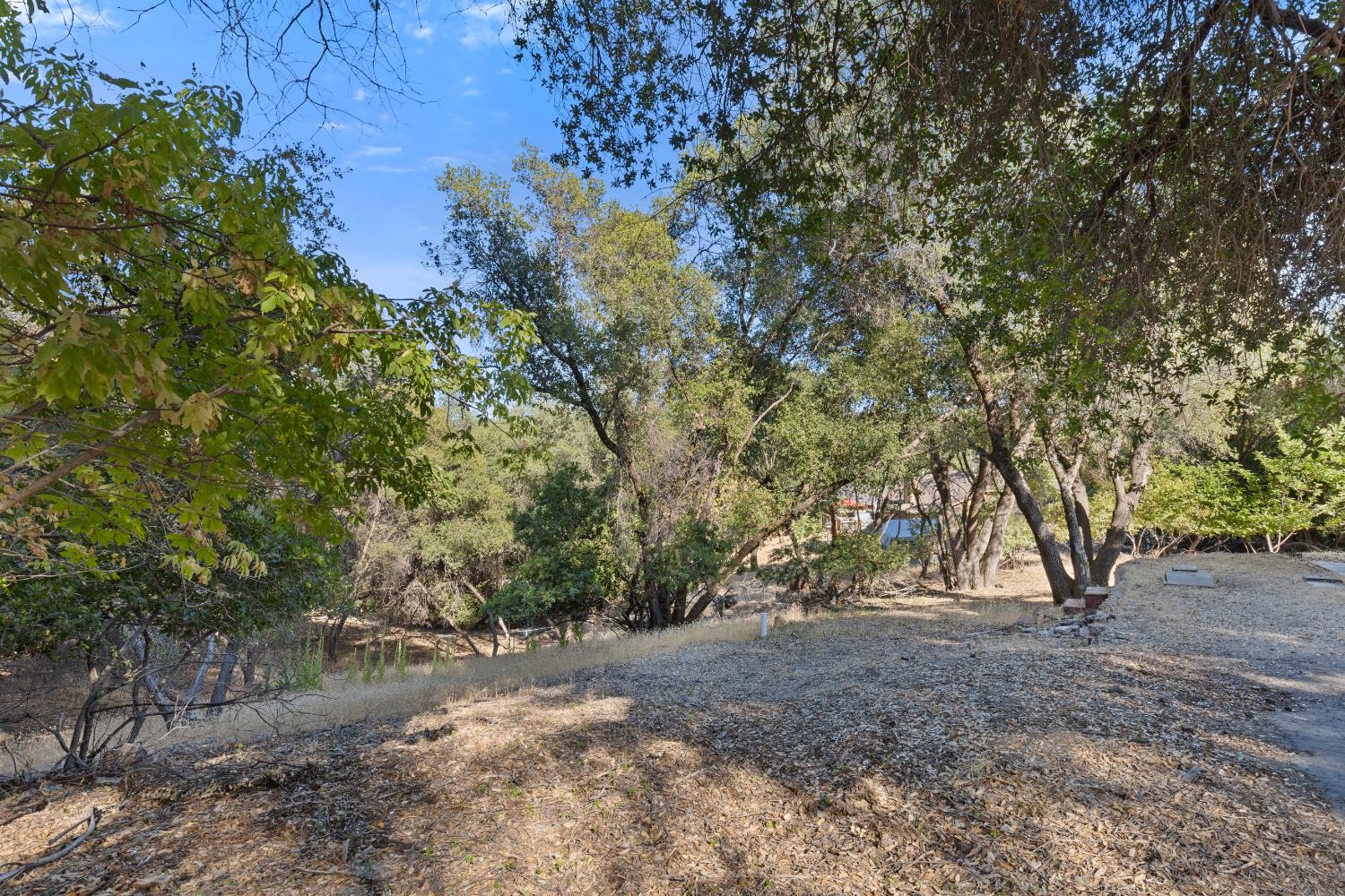 Detail Gallery Image 33 of 34 For 668 Crestview Dr, Diamond Springs,  CA 95619 - 3 Beds | 2 Baths