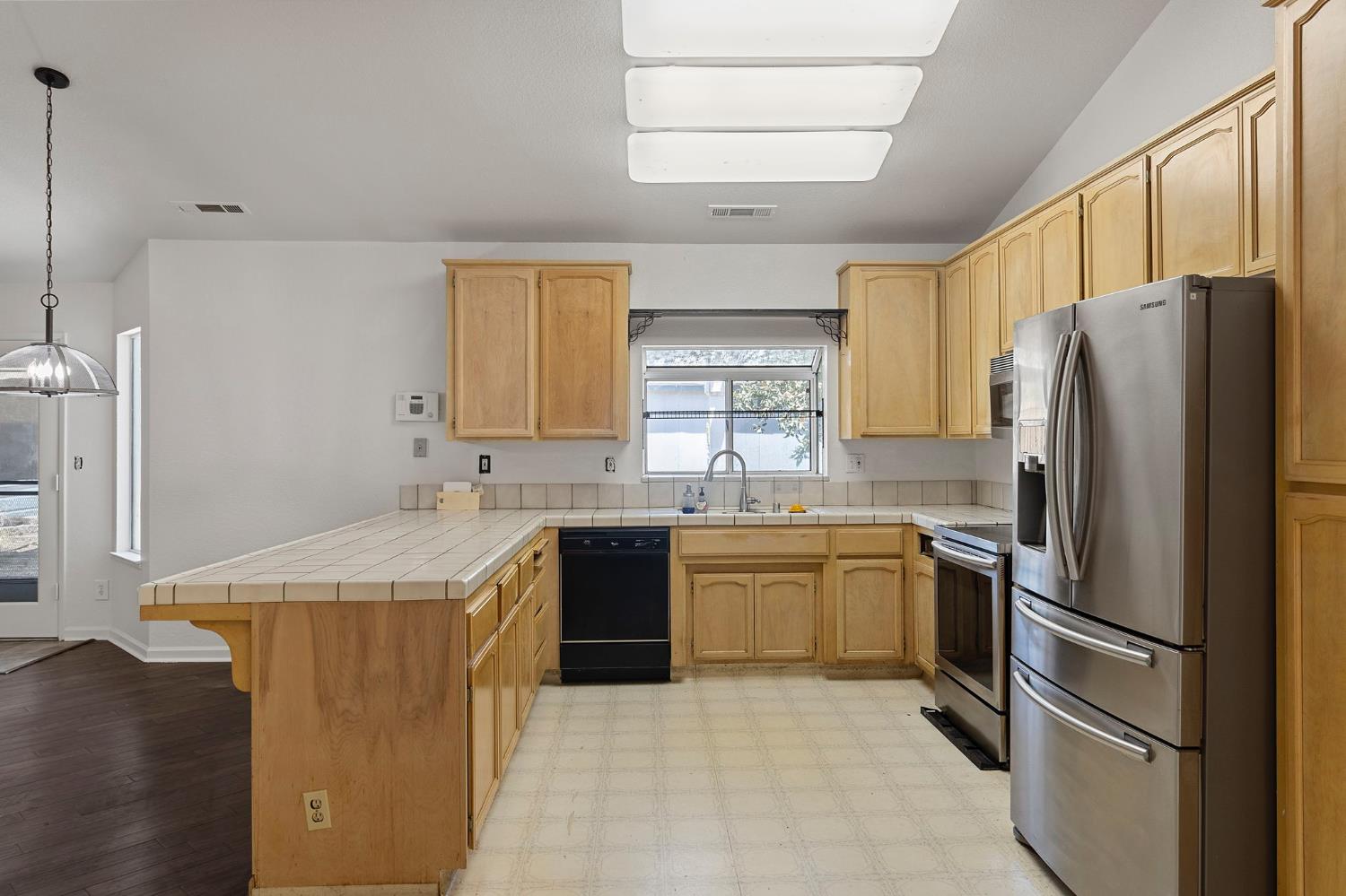 Detail Gallery Image 14 of 25 For 1517 Hackett Road, Ceres,  CA 95307 - 3 Beds | 2 Baths