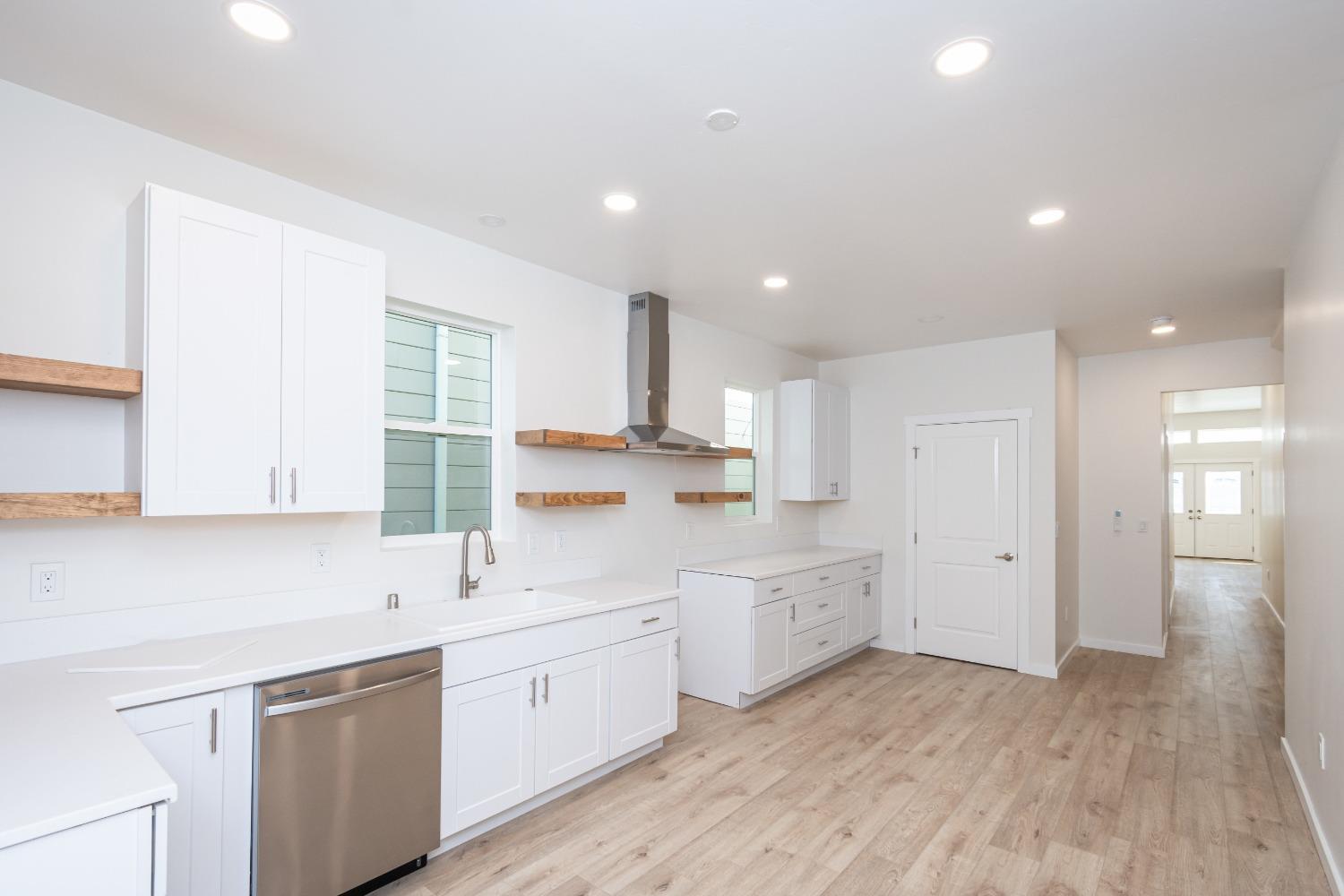 Detail Gallery Image 24 of 84 For 1269 B St, Walnut Grove,  CA 95690 - 4 Beds | 2 Baths