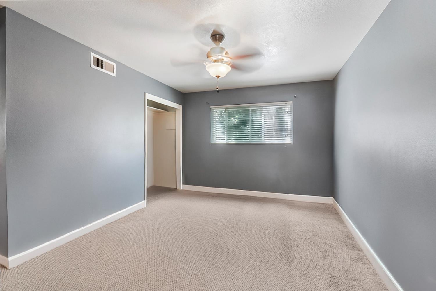 Detail Gallery Image 14 of 28 For 904 Tahoe Dr, Modesto,  CA 95350 - 3 Beds | 2 Baths
