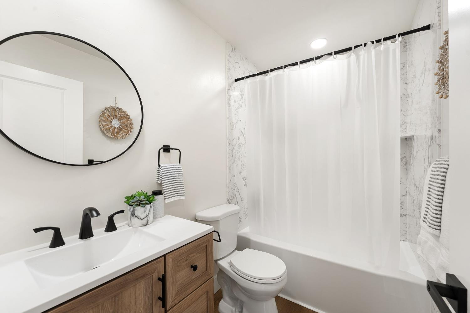 Detail Gallery Image 18 of 32 For 8928 Pershing Ave, Orangevale,  CA 95662 - 3 Beds | 2 Baths
