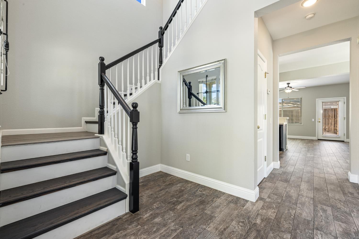 Detail Gallery Image 10 of 55 For 4330 Alba Ct, Turlock,  CA 95382 - 3 Beds | 2/1 Baths