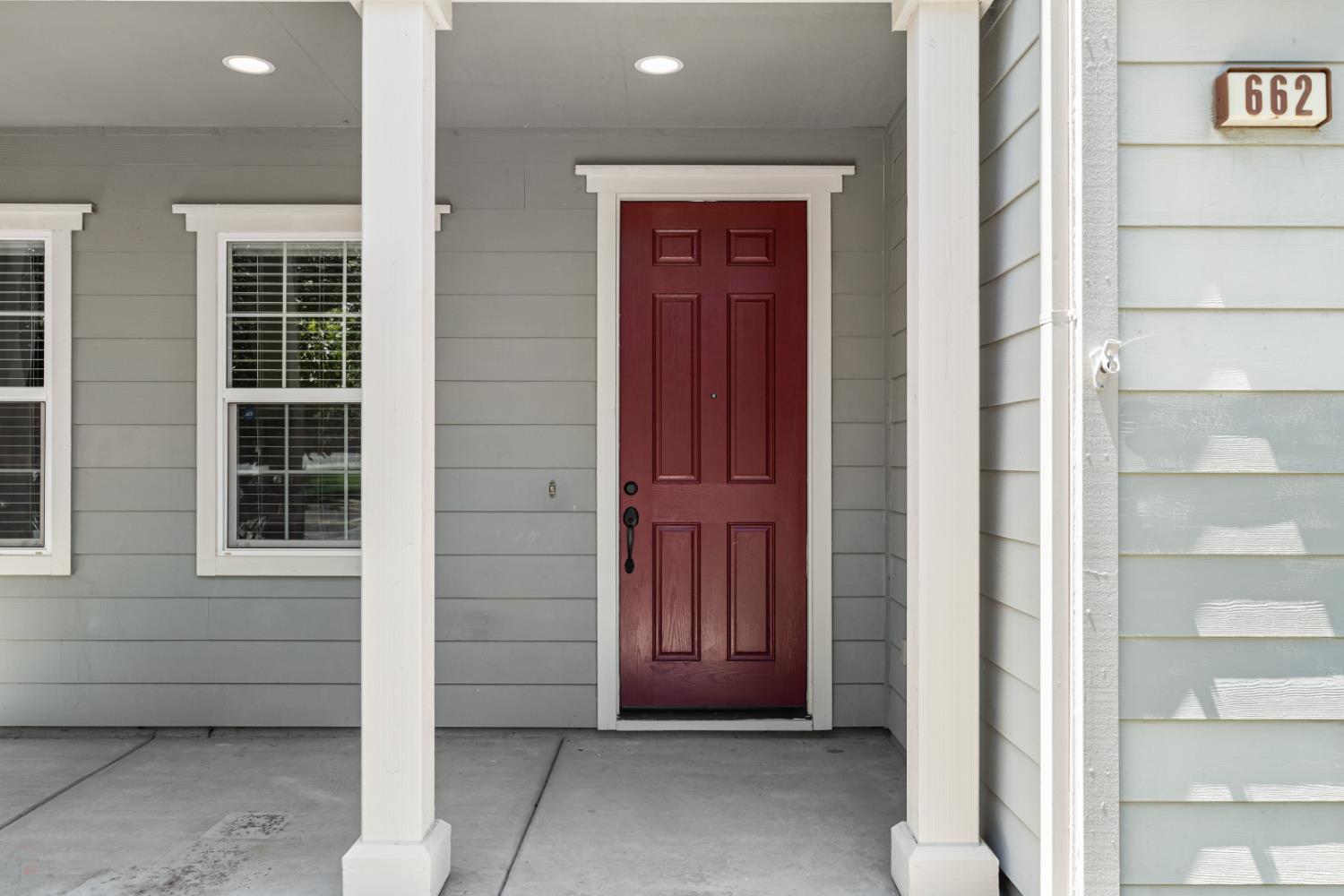 Detail Gallery Image 6 of 47 For 662 W Gravino Dr, Tracy,  CA 95391 - 4 Beds | 3 Baths