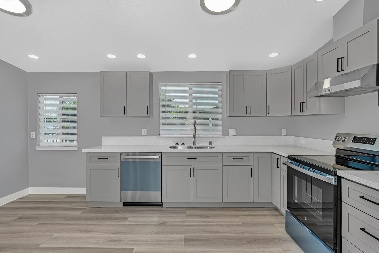 Detail Gallery Image 14 of 39 For 8721 Laird St, Patterson,  CA 95363 - 3 Beds | 2 Baths