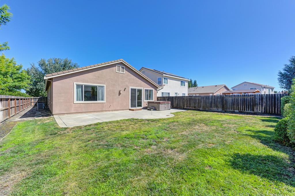 Detail Gallery Image 28 of 35 For 1681 Highland Dr, West Sacramento,  CA 95691 - 3 Beds | 2 Baths