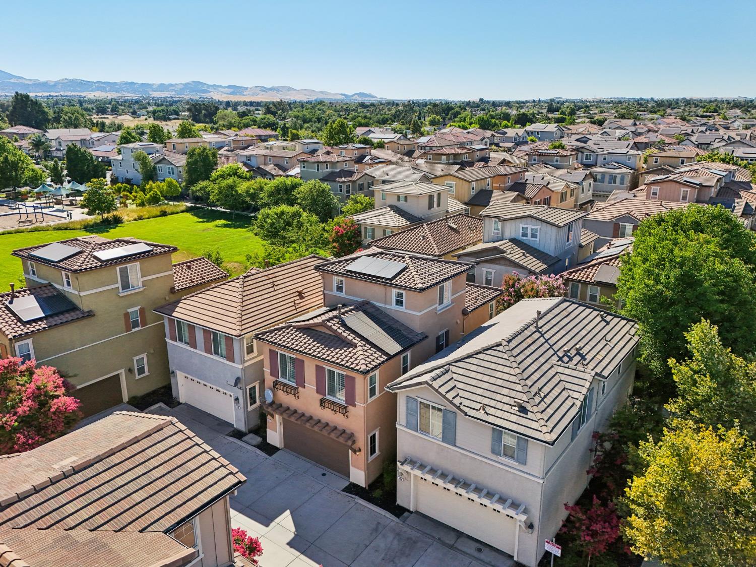 Detail Gallery Image 41 of 45 For 818 Queen Palm Ln, Brentwood,  CA 94513 - 3 Beds | 2/1 Baths