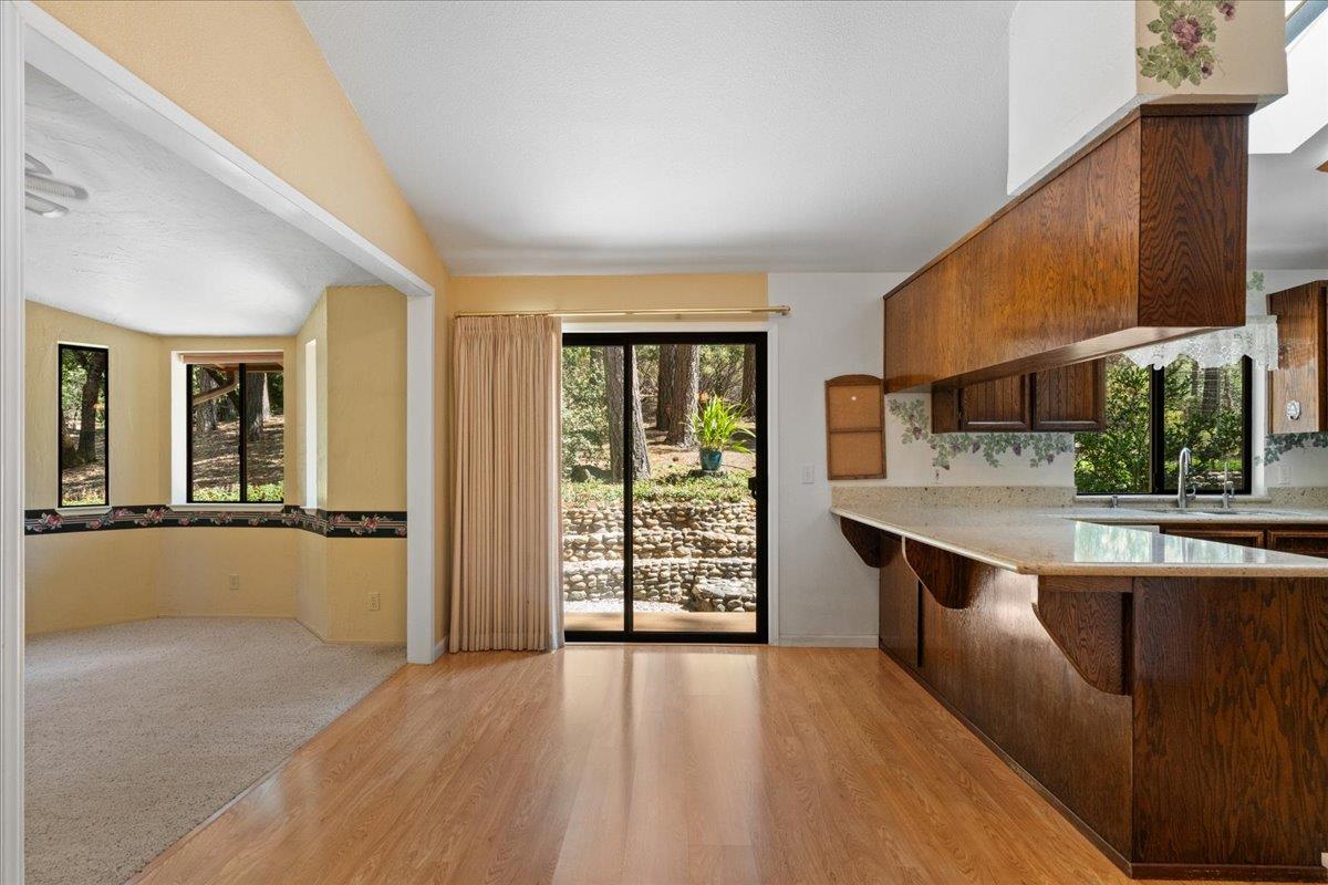 Detail Gallery Image 11 of 33 For 20780 Natures Way, Colfax,  CA 95713 - 3 Beds | 2 Baths