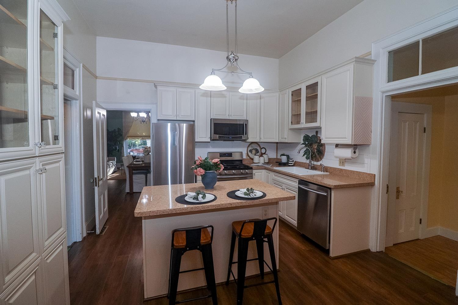 Detail Gallery Image 13 of 59 For 603 1st St, Woodland,  CA 95695 - 3 Beds | 2 Baths