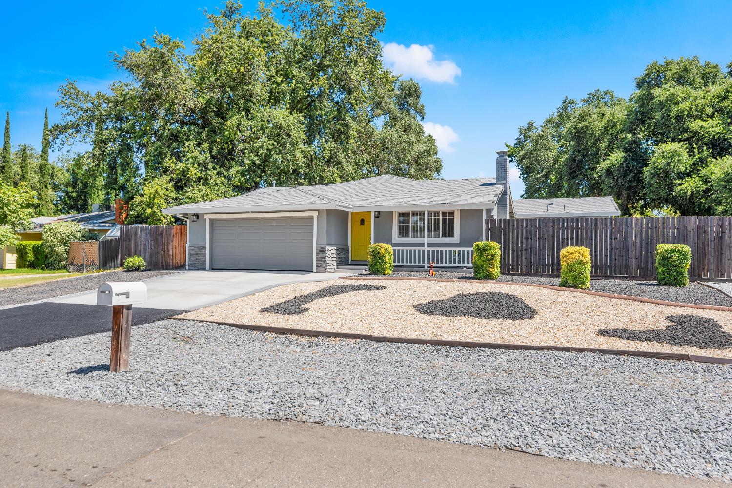 Detail Gallery Image 5 of 60 For 6936 Kon Tiki Dr, Orangevale,  CA 95662 - 4 Beds | 2/1 Baths