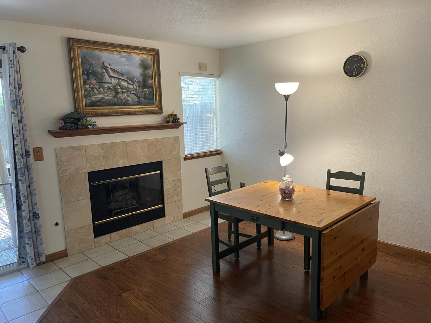 Detail Gallery Image 3 of 9 For 235 Touchstone Pl, West Sacramento,  CA 95691 - 3 Beds | 2/1 Baths