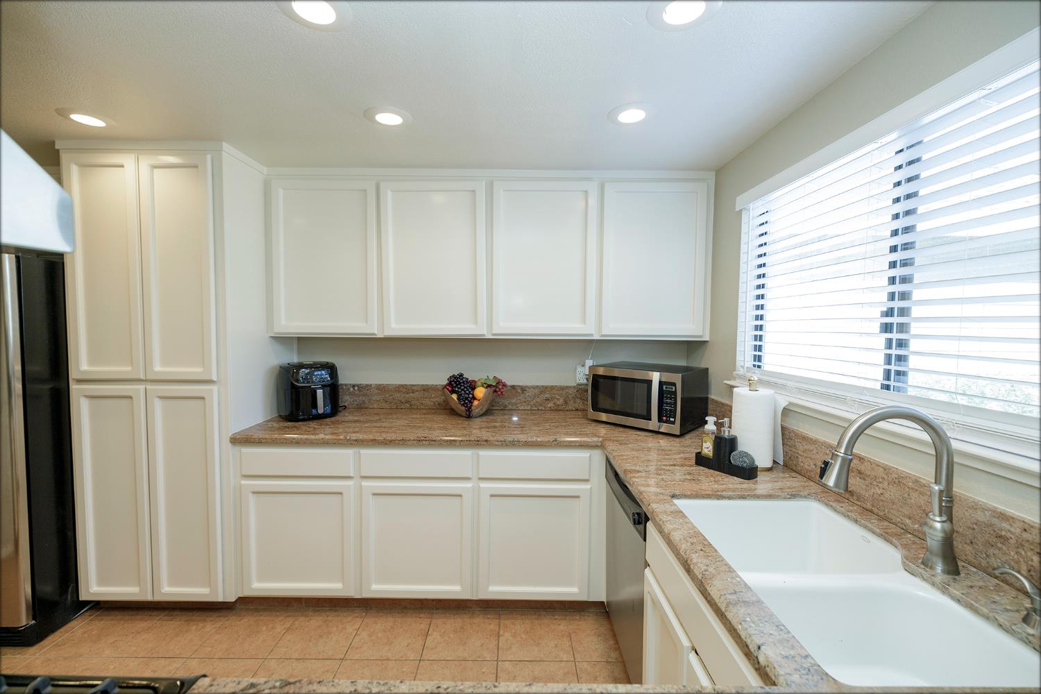 Detail Gallery Image 22 of 48 For 3537 Regency Park Dr, Modesto,  CA 95356 - 2 Beds | 2 Baths