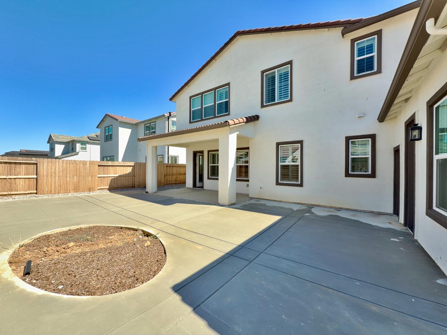 Detail Gallery Image 41 of 44 For 8594 Sona Way, Elk Grove,  CA 95757 - 6 Beds | 5/1 Baths