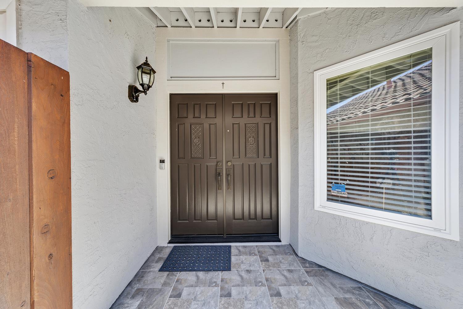 Detail Gallery Image 5 of 33 For 33012 Soquel St, Union City,  CA 94587 - 3 Beds | 2/1 Baths