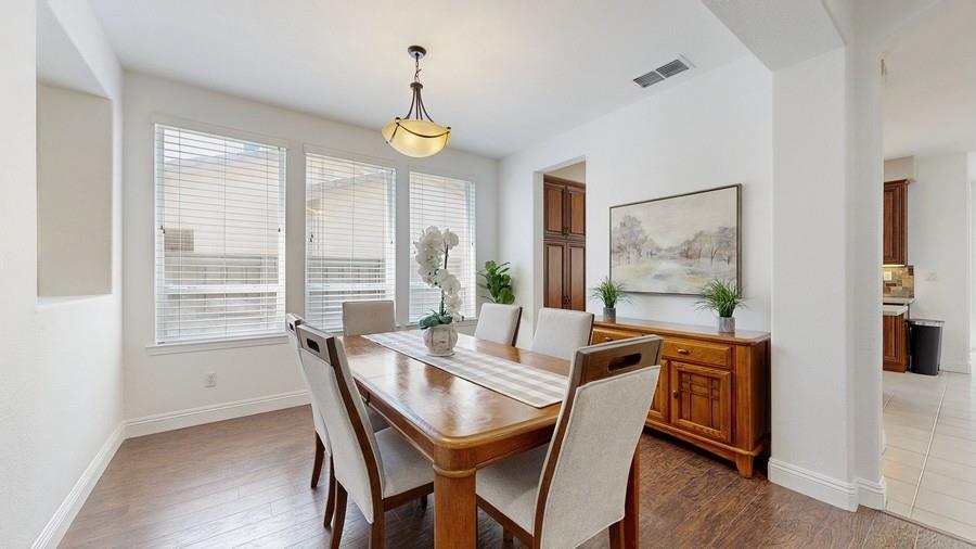 Detail Gallery Image 12 of 54 For 1740 Langholm Way, Folsom,  CA 95630 - 3 Beds | 2/1 Baths