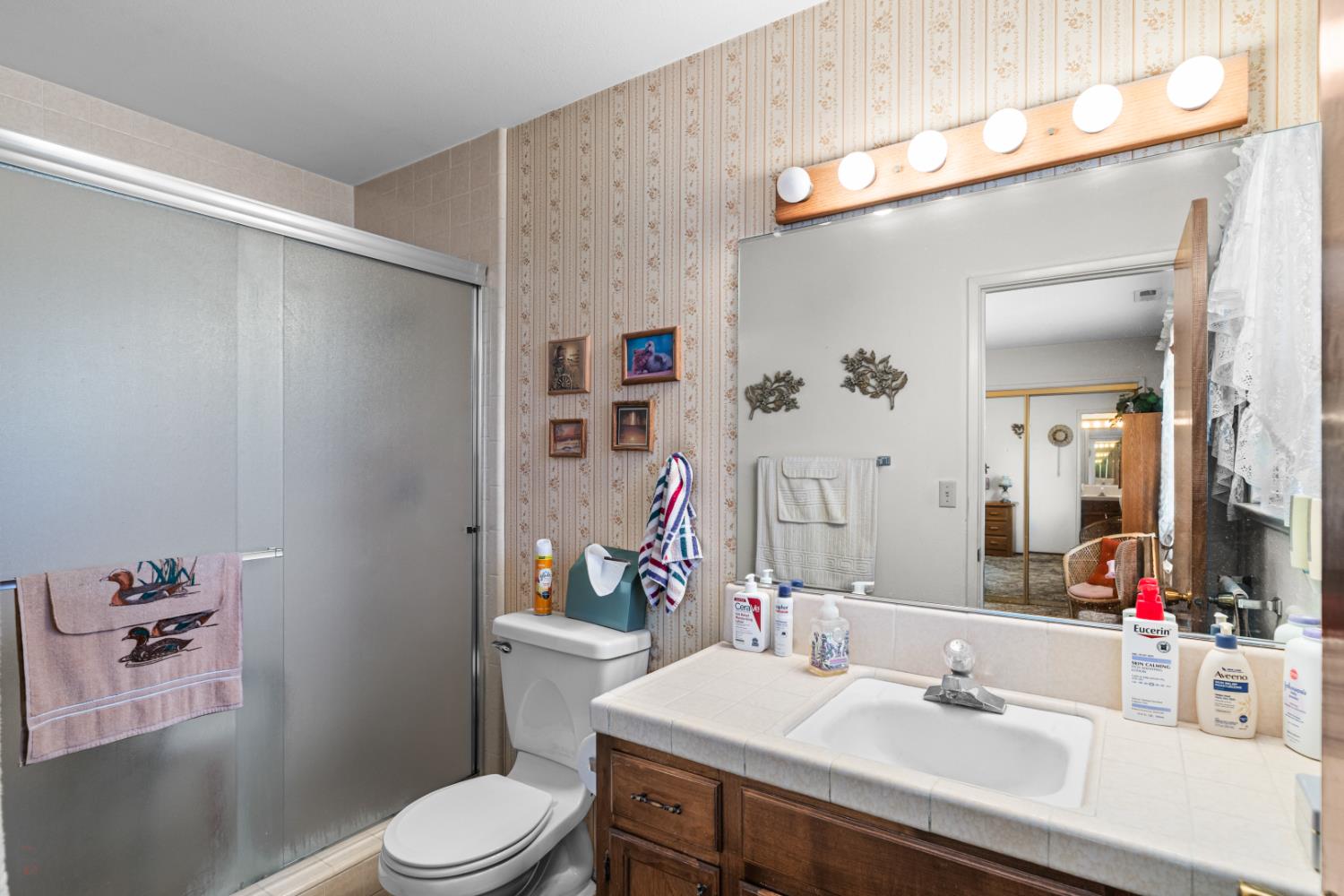 Detail Gallery Image 26 of 46 For 1009 Zinfandel Pl, Modesto,  CA 95351 - 3 Beds | 2 Baths