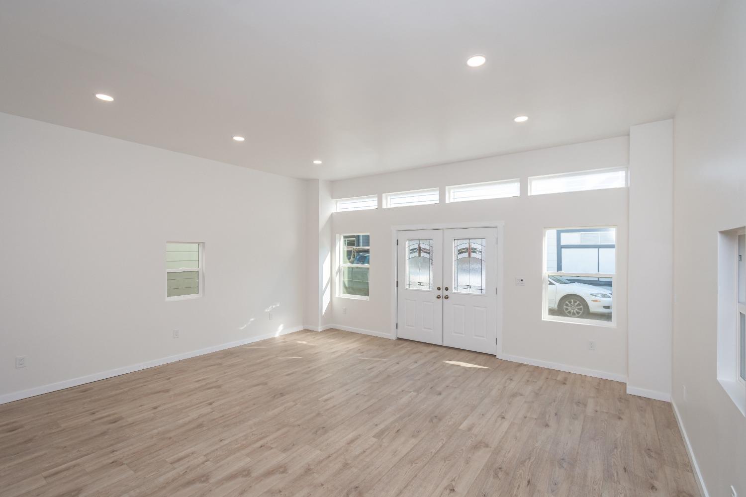 Detail Gallery Image 10 of 84 For 1269 B St, Walnut Grove,  CA 95690 - 4 Beds | 2 Baths