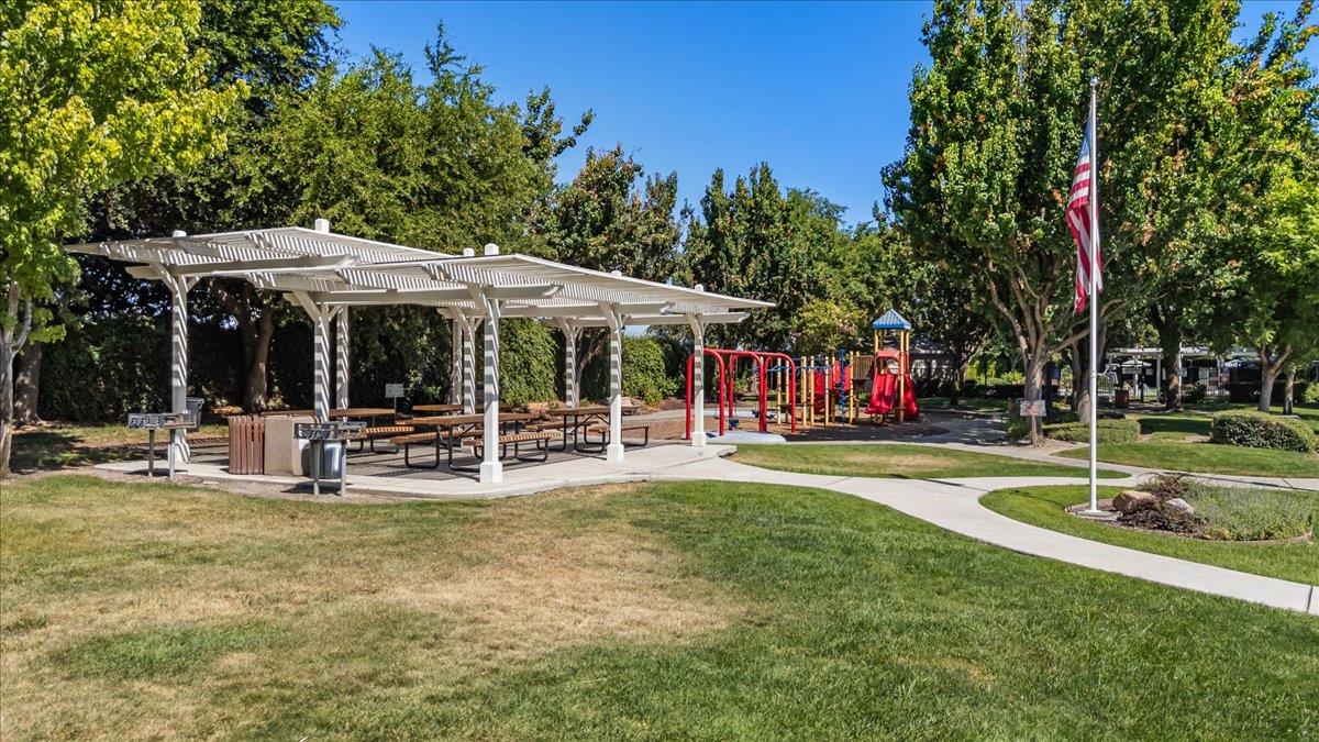 Detail Gallery Image 69 of 72 For 2520 Carnival Dr, Turlock,  CA 95380 - 5 Beds | 3 Baths