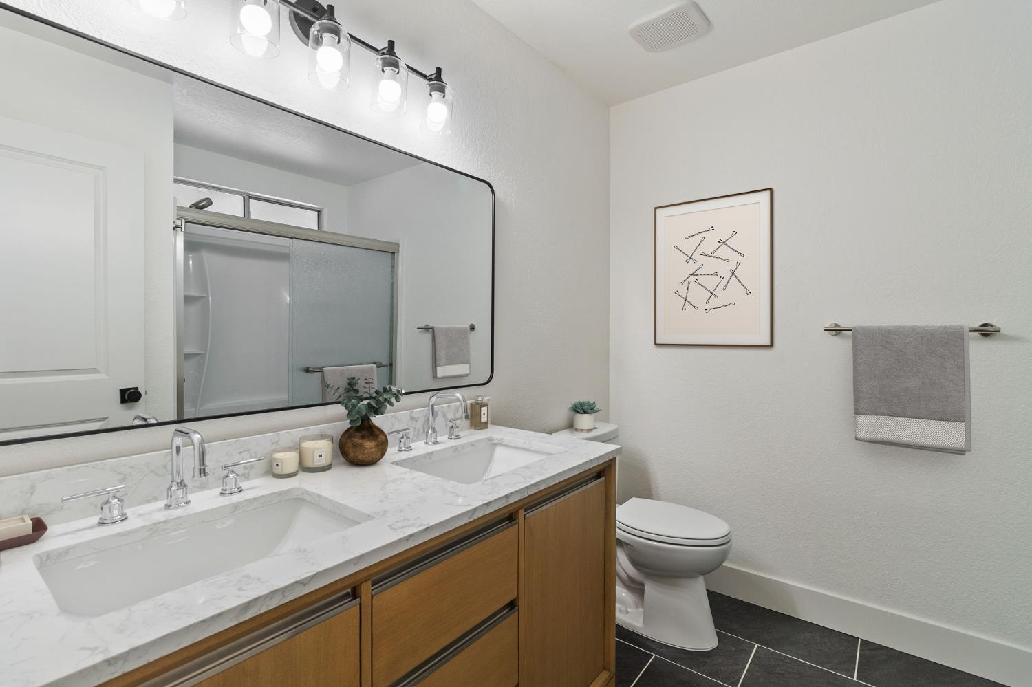 Detail Gallery Image 11 of 17 For 3505 Akeby Dr, Modesto,  CA 95356 - 3 Beds | 2 Baths