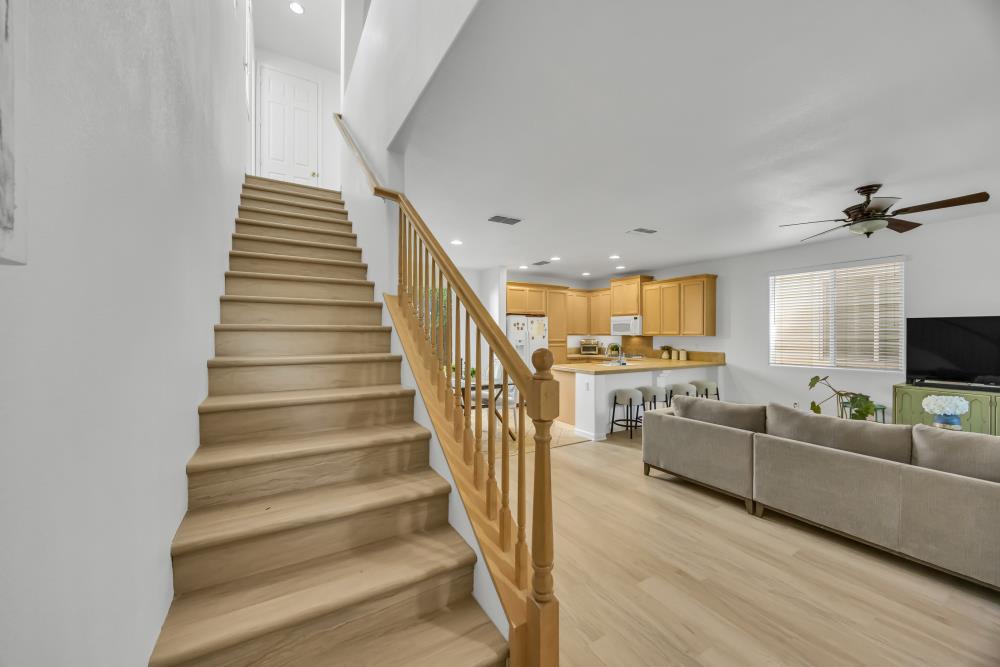 Detail Gallery Image 17 of 48 For 2582 Aimonetti Ave, Sacramento,  CA 95833 - 3 Beds | 2/1 Baths
