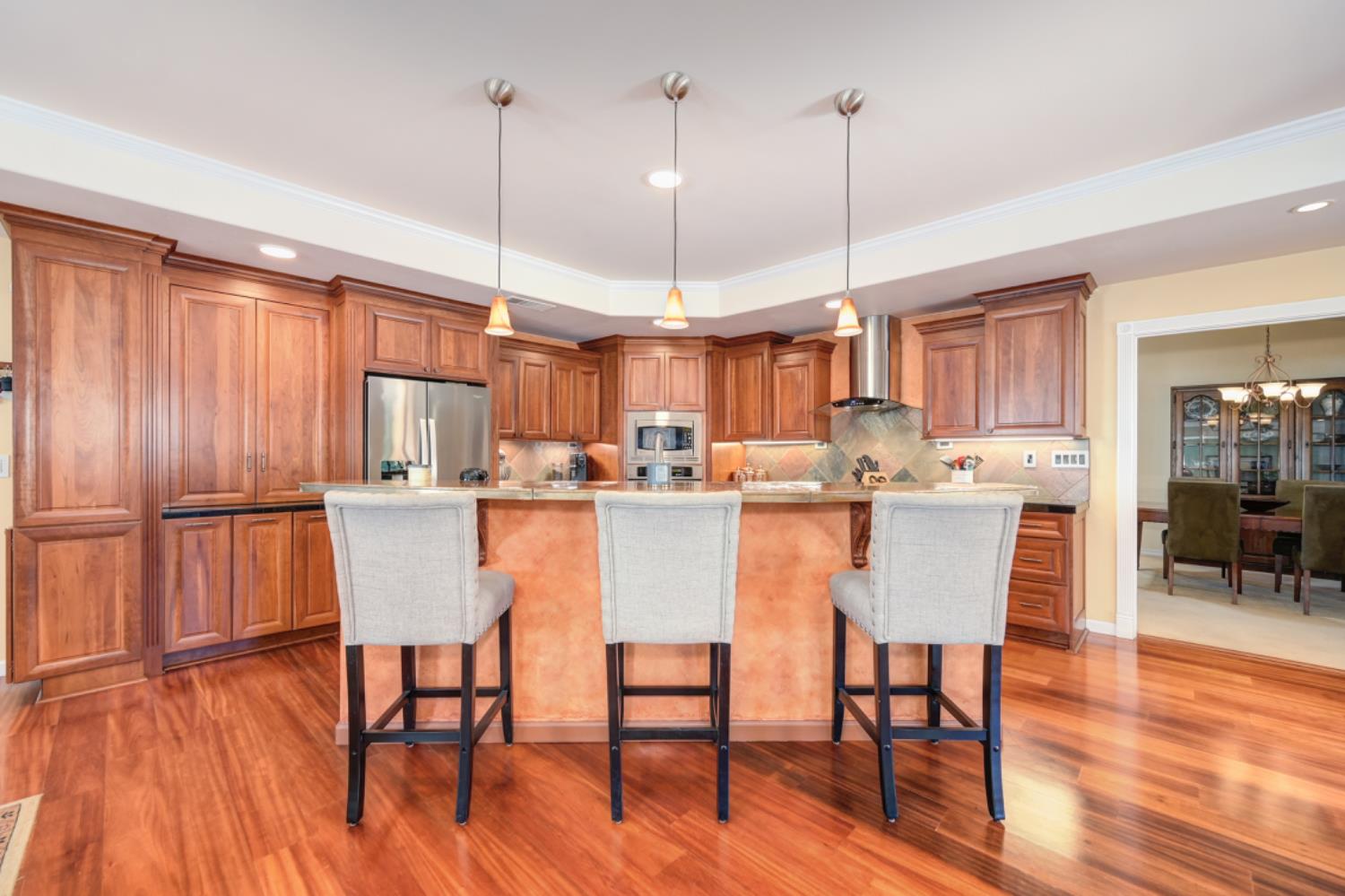 Detail Gallery Image 9 of 42 For 2421 Huckleberry Ln, Valley Springs,  CA 95252 - 3 Beds | 2 Baths