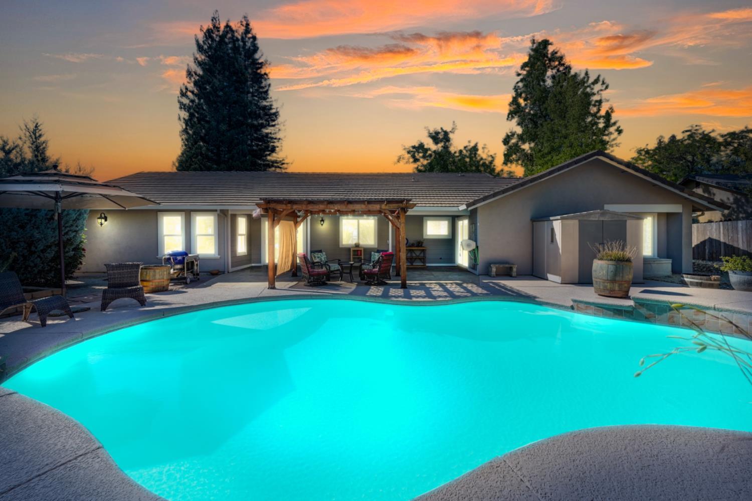 Detail Gallery Image 36 of 42 For 2421 Huckleberry Ln, Valley Springs,  CA 95252 - 3 Beds | 2 Baths