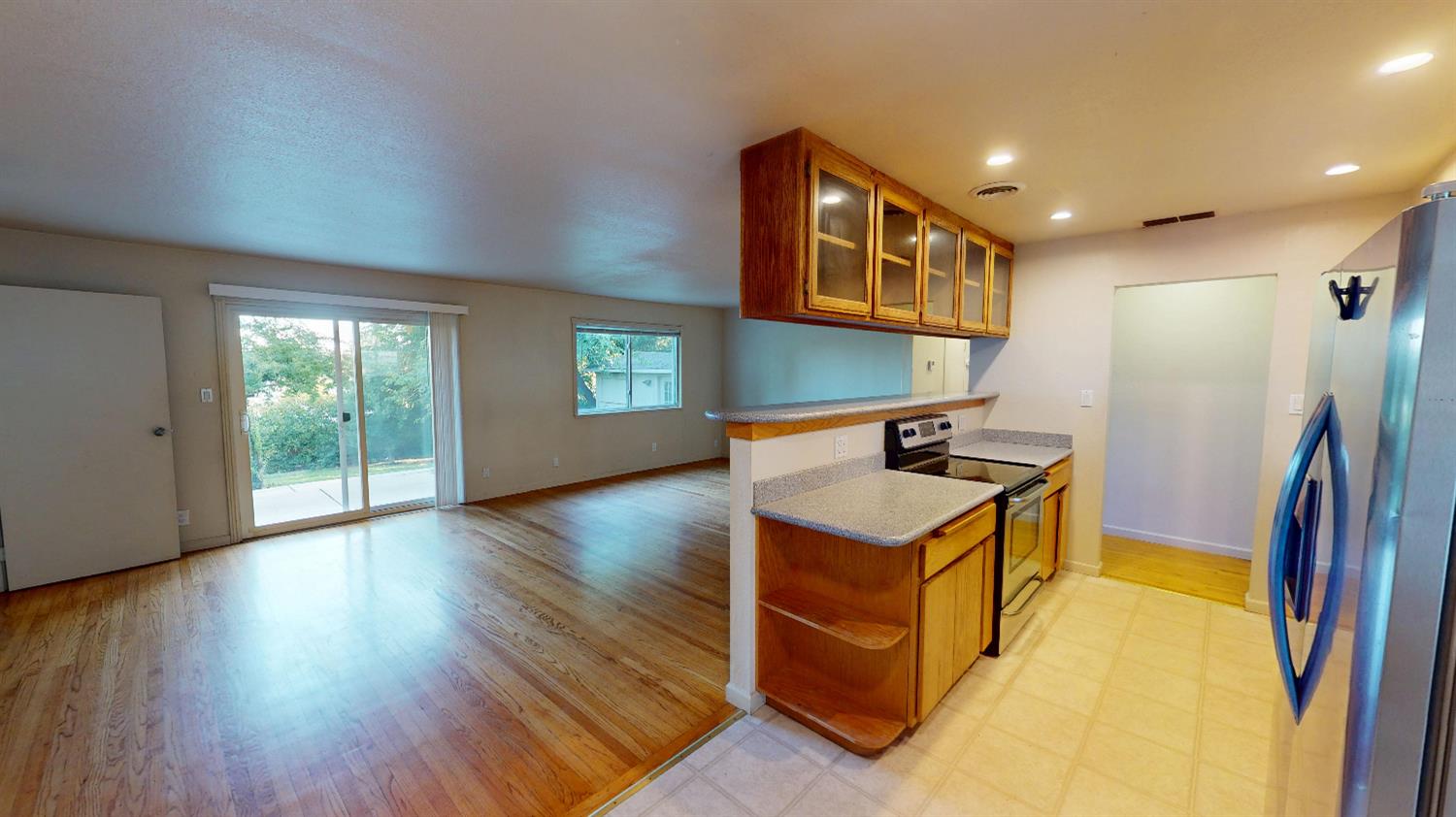 Detail Gallery Image 3 of 33 For 8619 Posadera Ave, Orangevale,  CA 95662 - 3 Beds | 1 Baths