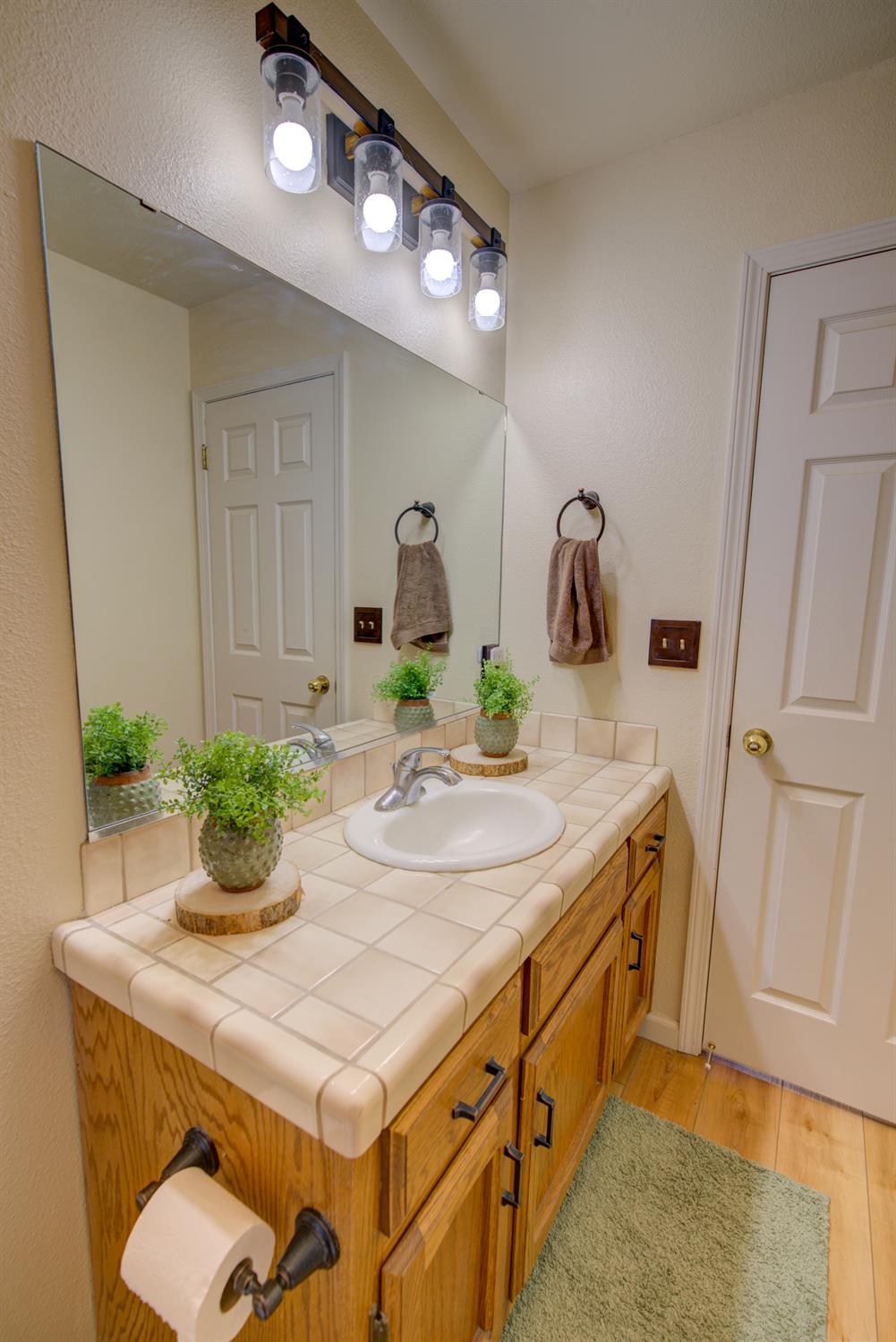 Detail Gallery Image 25 of 32 For 2133 Bennington Ct, Merced,  CA 95340 - 3 Beds | 2 Baths