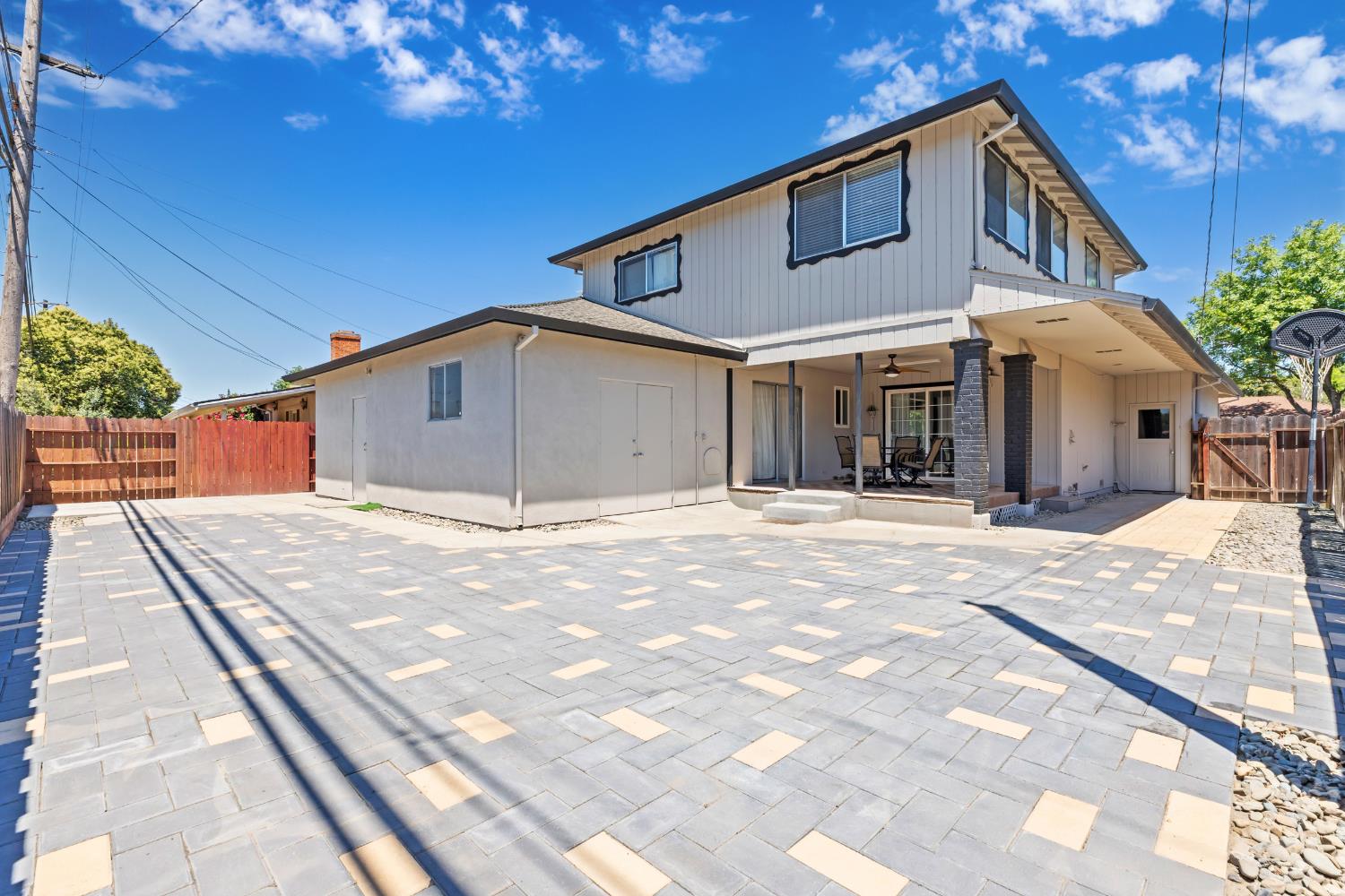 Detail Gallery Image 34 of 36 For 1846 Waring Way, Modesto,  CA 95350 - 5 Beds | 3 Baths