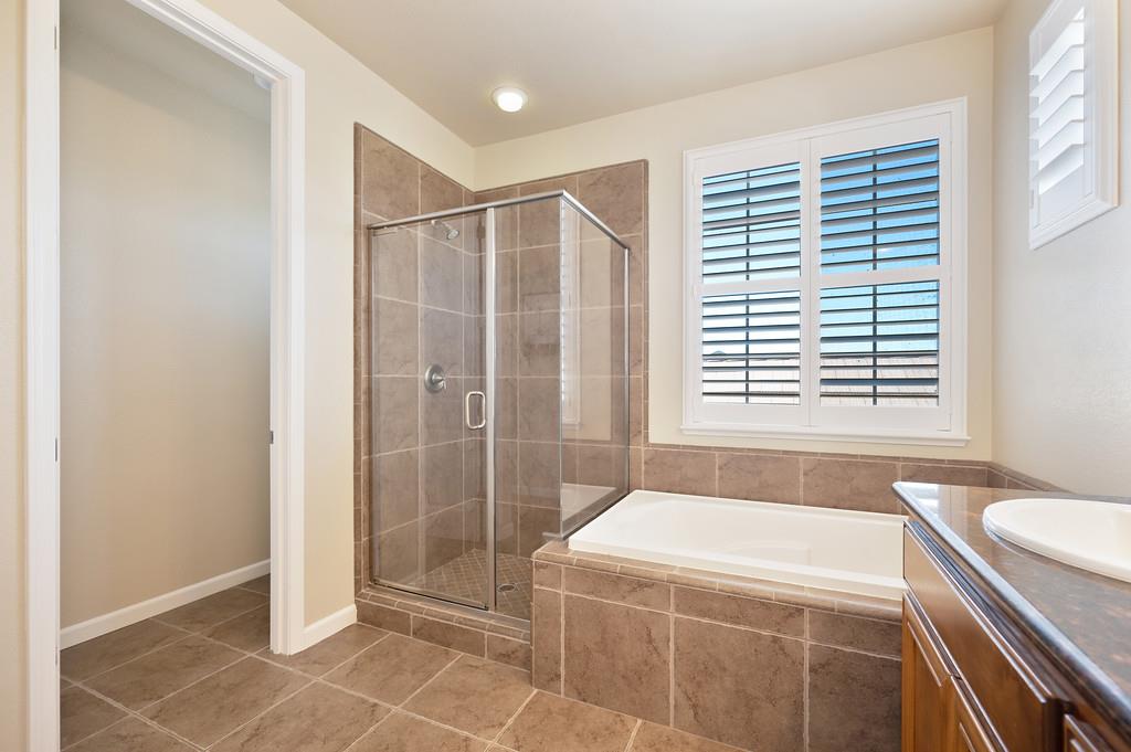 Detail Gallery Image 20 of 40 For 3096 Apache St, West Sacramento,  CA 95691 - 4 Beds | 3 Baths