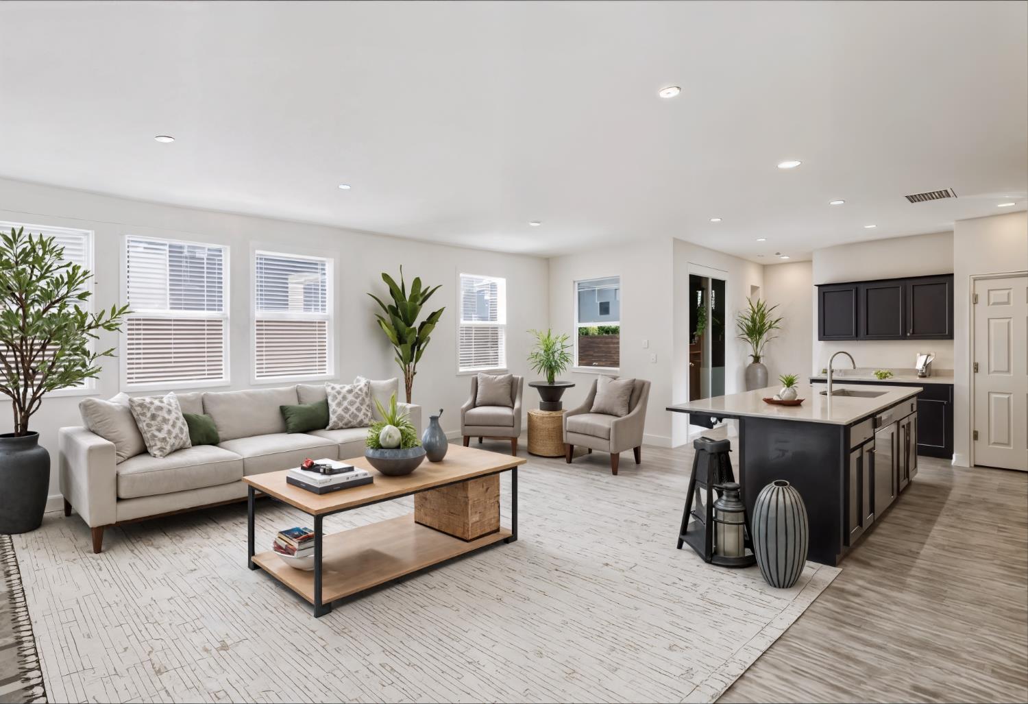 Detail Gallery Image 6 of 53 For 5231 Morning Bird Way, Sacramento,  CA 95835 - 5 Beds | 3 Baths