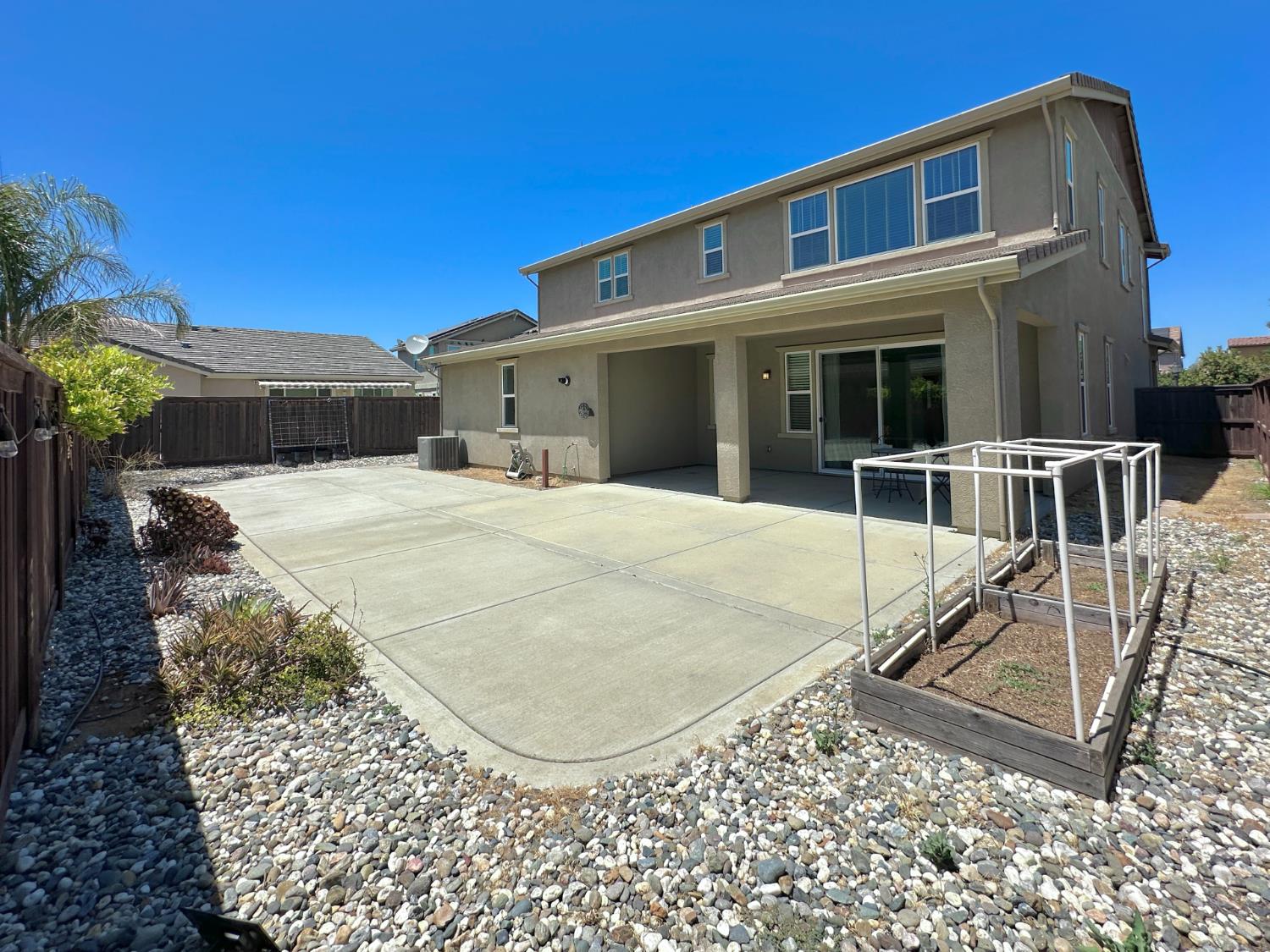 Detail Gallery Image 29 of 33 For 2544 Mack Way, Woodland,  CA 95776 - 4 Beds | 3 Baths