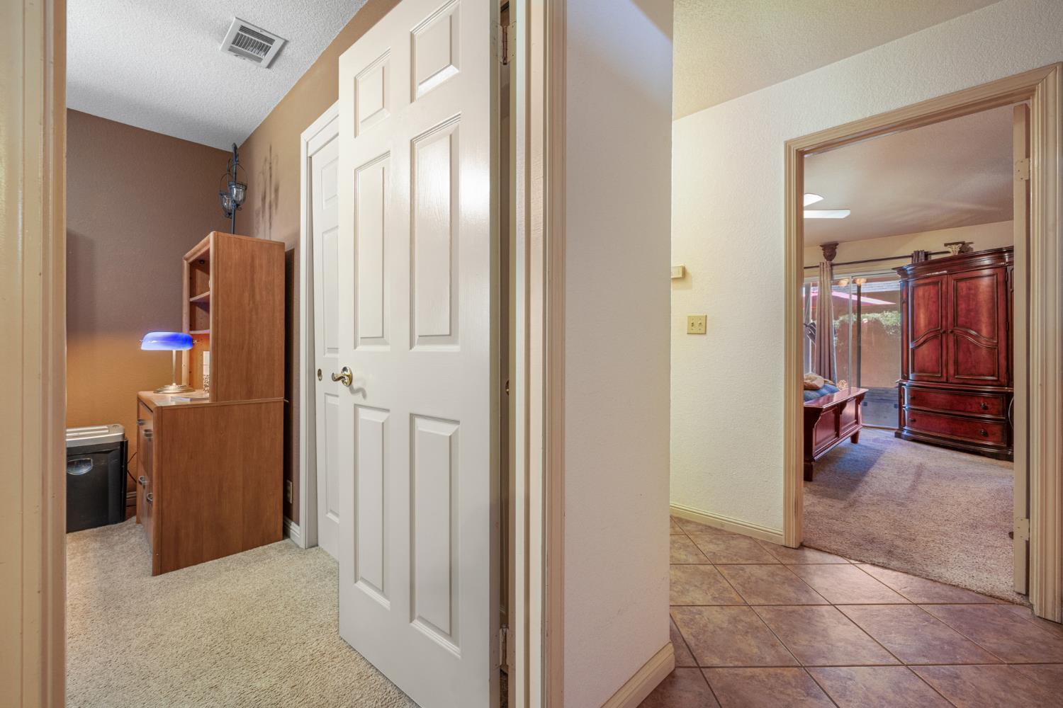 Detail Gallery Image 27 of 36 For 1009 Bobcat Ct, Modesto,  CA 95358 - 3 Beds | 2 Baths