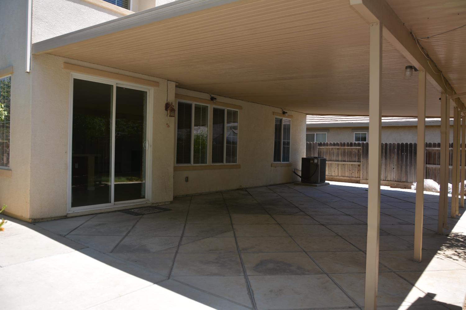 Detail Gallery Image 25 of 29 For 1492 Antioch Ct, Merced,  CA 95348 - 5 Beds | 2/1 Baths
