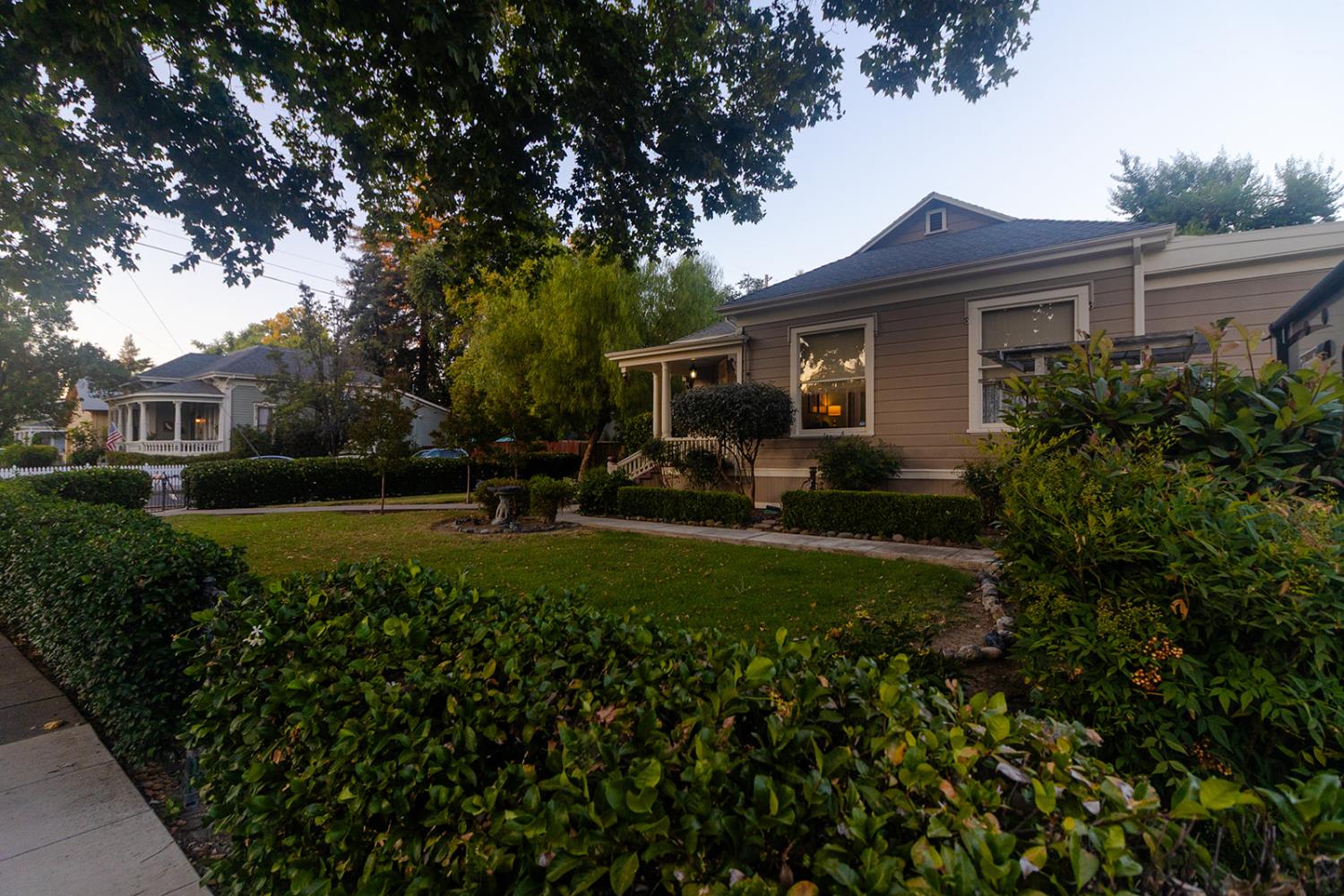 Detail Gallery Image 3 of 59 For 603 1st St, Woodland,  CA 95695 - 3 Beds | 2 Baths