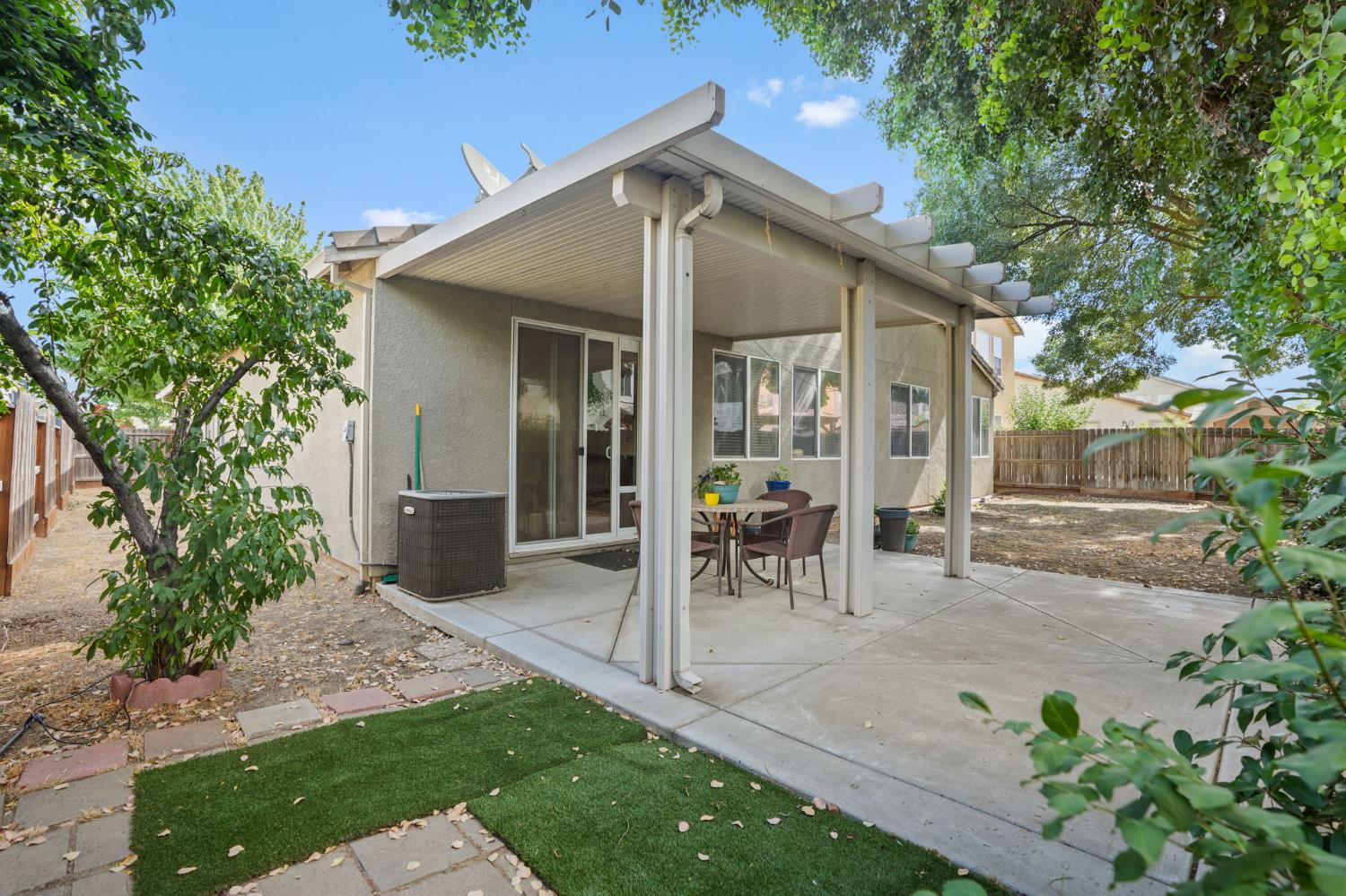 Detail Gallery Image 36 of 41 For 2512 Cancun Ct, Modesto,  CA 95355 - 3 Beds | 2/1 Baths