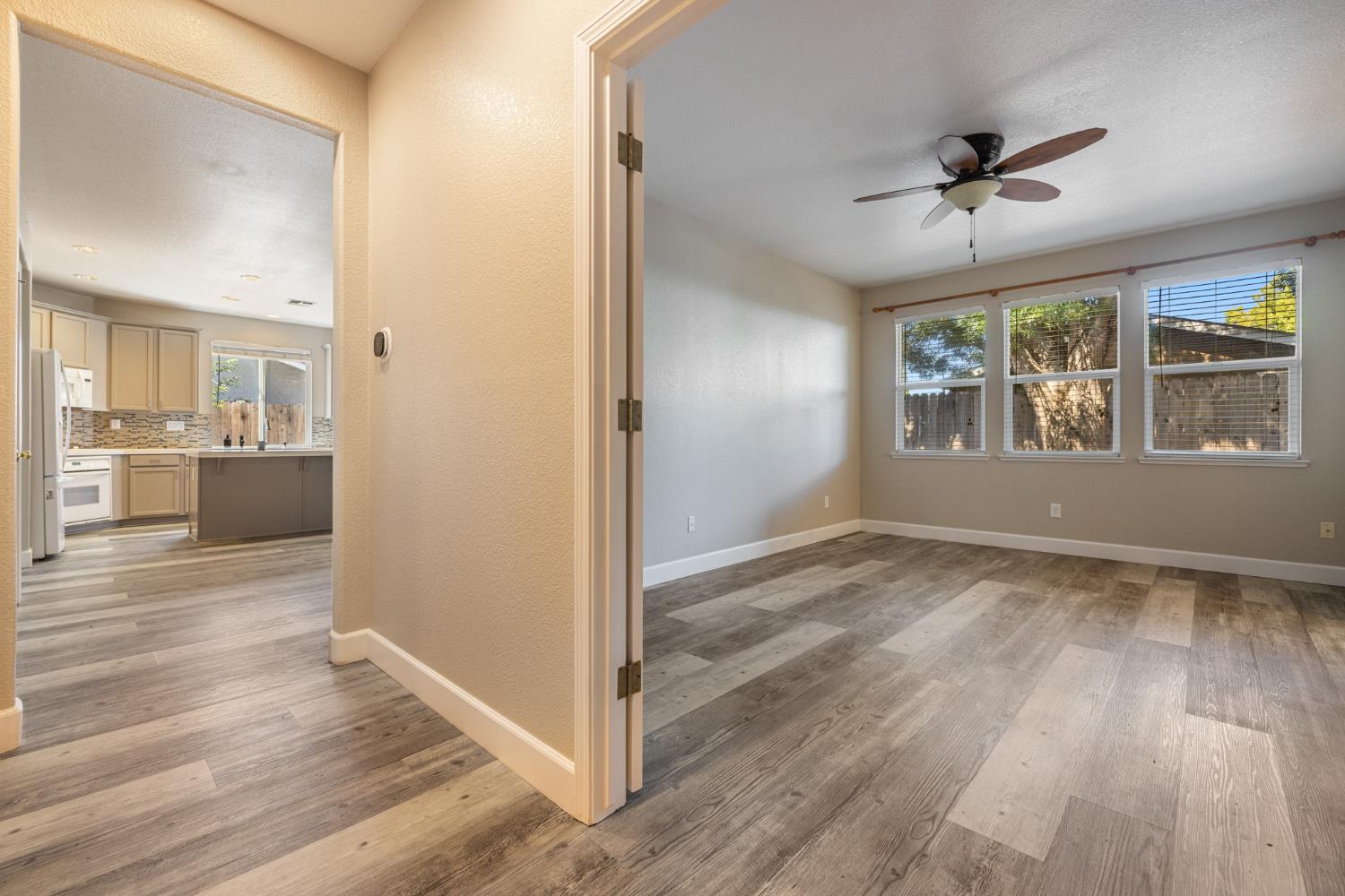 Detail Gallery Image 24 of 55 For 3917 Dragoo Park Dr, Modesto,  CA 95356 - 4 Beds | 2 Baths