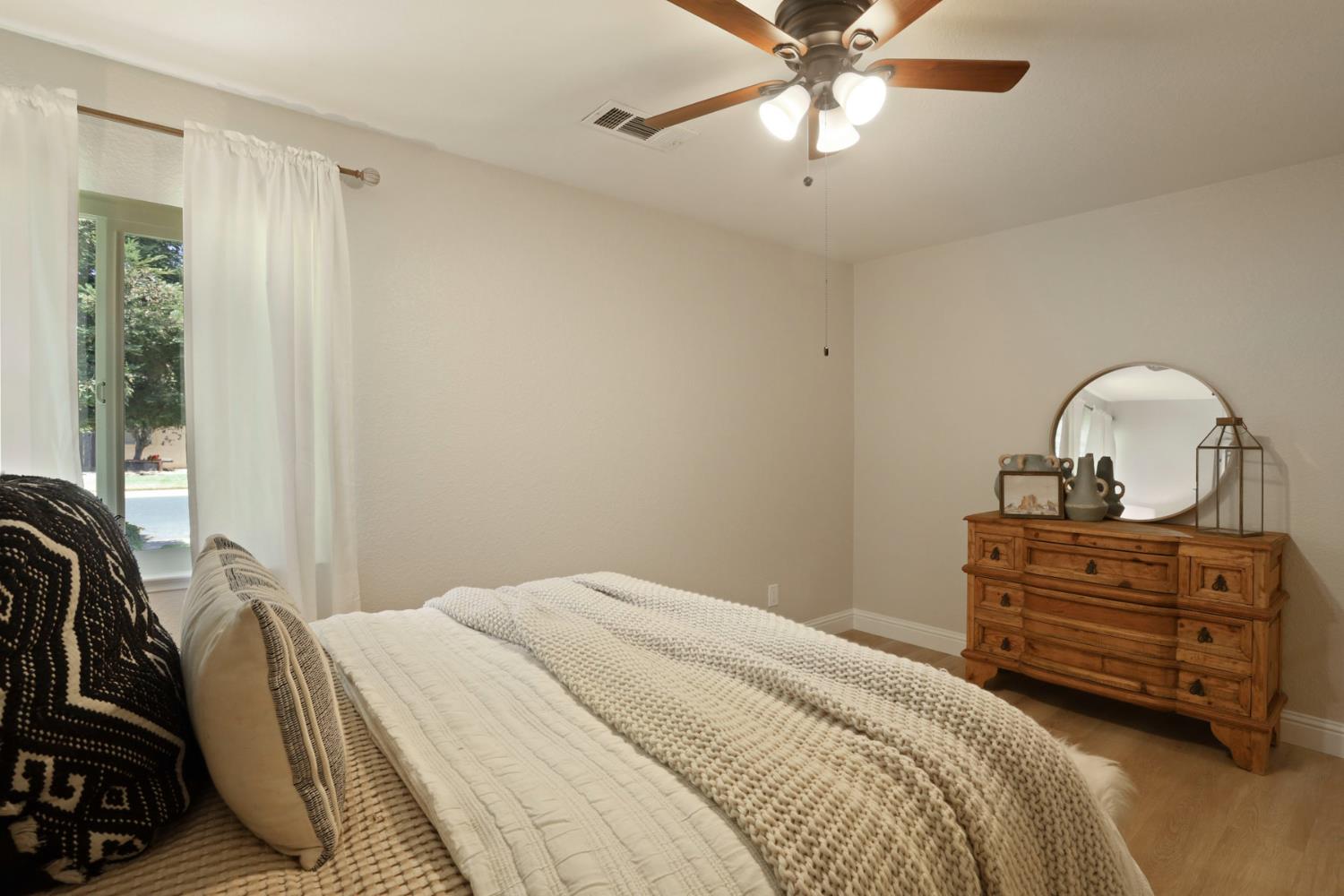 Detail Gallery Image 36 of 56 For 236 Emerson Ave, Modesto,  CA 95350 - 3 Beds | 1/1 Baths