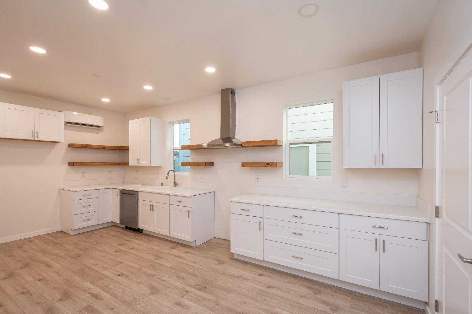 Detail Gallery Image 17 of 84 For 1269 B St, Walnut Grove,  CA 95690 - 4 Beds | 2 Baths
