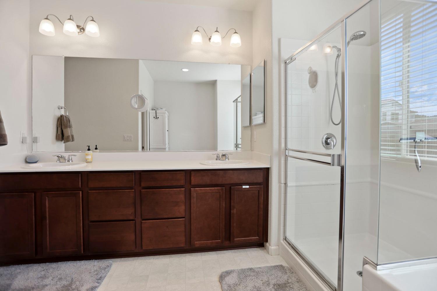 Detail Gallery Image 25 of 37 For 21224 Grapevine, Patterson,  CA 95363 - 5 Beds | 3 Baths