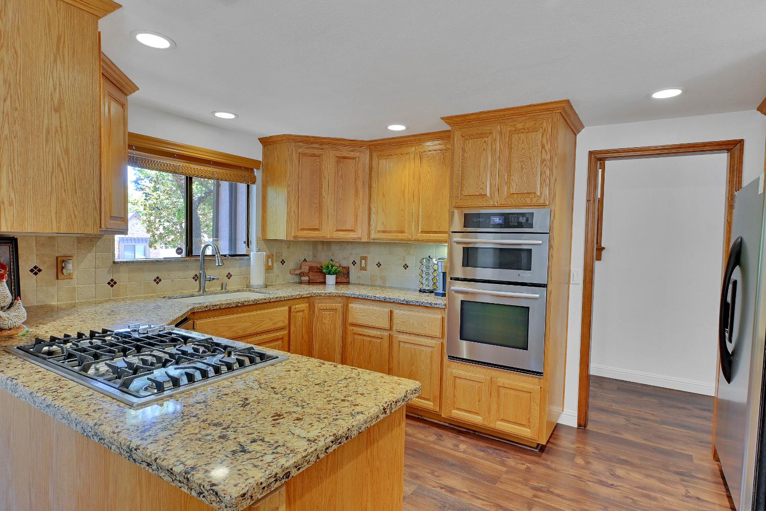 Detail Gallery Image 20 of 62 For 4710 Dea Way, Fair Oaks,  CA 95628 - 4 Beds | 3 Baths