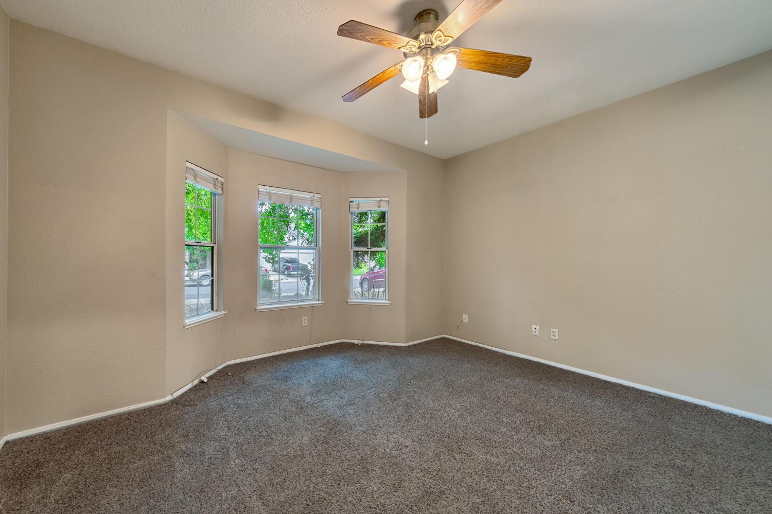 Detail Gallery Image 22 of 36 For 6736 Folkstone Way, Elk Grove,  CA 95758 - 4 Beds | 3 Baths