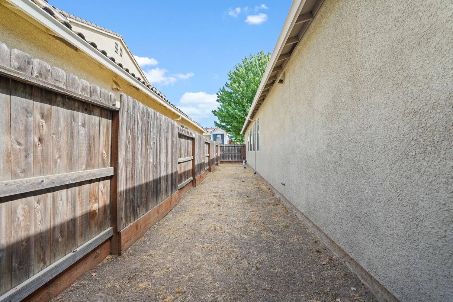 Detail Gallery Image 35 of 41 For 2512 Cancun Ct, Modesto,  CA 95355 - 3 Beds | 2/1 Baths