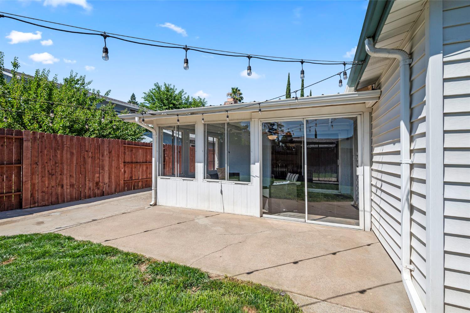 Detail Gallery Image 29 of 32 For 3331 Calico Ct, Sacramento,  CA 95826 - 3 Beds | 2 Baths