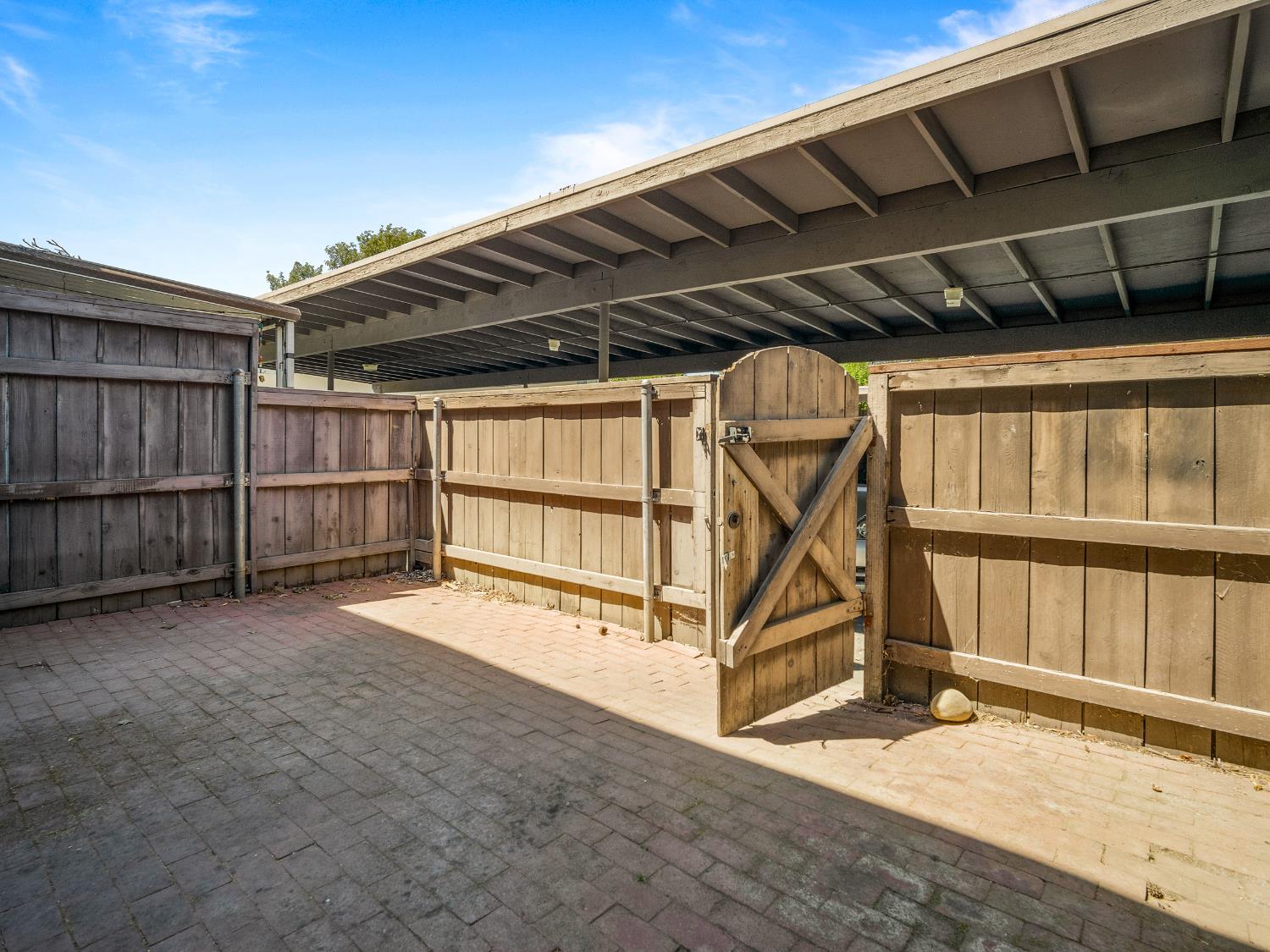 Detail Gallery Image 17 of 24 For 8881 La Riviera Dr #C,  Sacramento,  CA 95826 - 3 Beds | 1/1 Baths