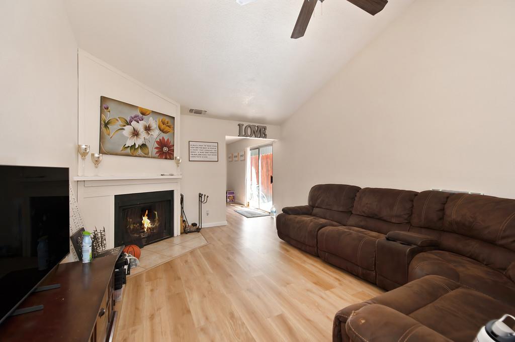 Detail Gallery Image 25 of 40 For 5500 E Knoll Dr, Fair Oaks,  CA 95628 - – Beds | – Baths