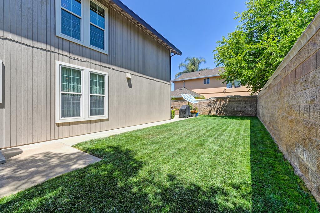 Detail Gallery Image 25 of 31 For 4530 Winter Oak Way, Antelope,  CA 95843 - 3 Beds | 2/1 Baths