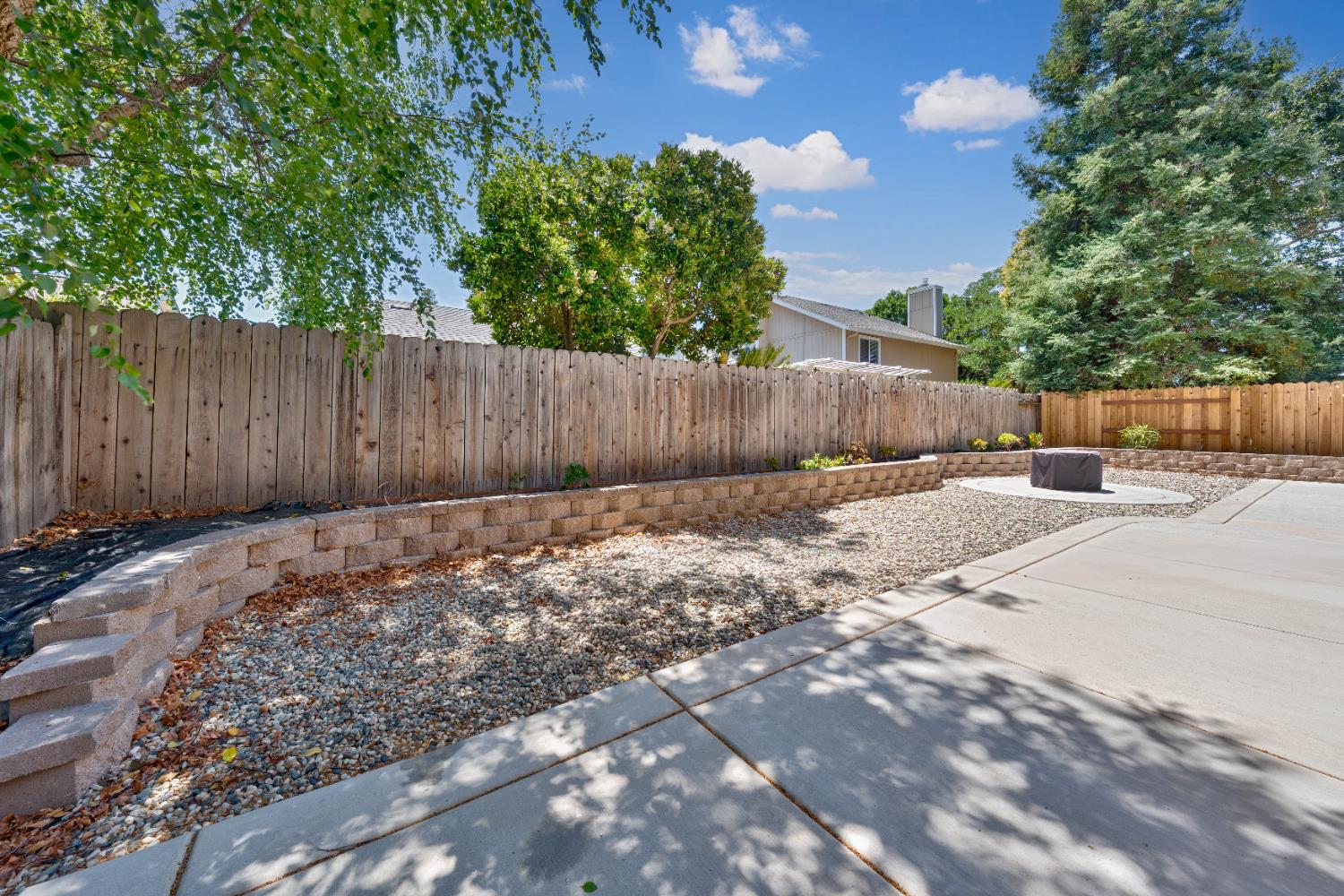 Detail Gallery Image 36 of 36 For 6736 Folkstone Way, Elk Grove,  CA 95758 - 4 Beds | 3 Baths